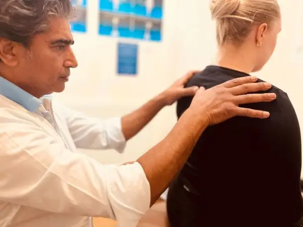 Neck Treatment from Wimbledon based Osteopath